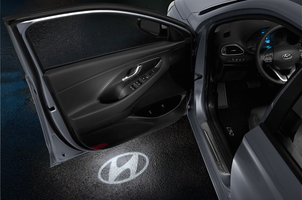 LED-Türprojektion, Hyundai Logo.