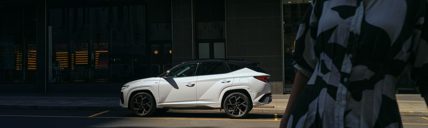 15 HME eSUV 2-0 NLine LF Rear rgb